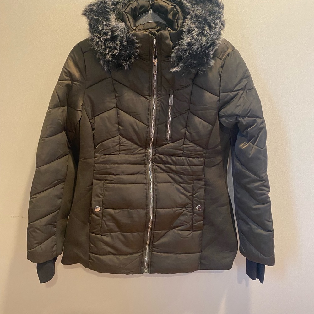 Women’s Army Green Puffer Coat